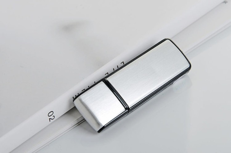 Mini dyktafon szpiegowski pendrive 8GB USB